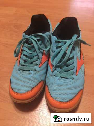 Бутсы Футзалки Вышний Волочек - изображение 1