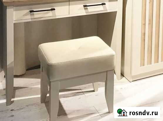 Стульчик под туалетный столик Владикавказ - изображение 1
