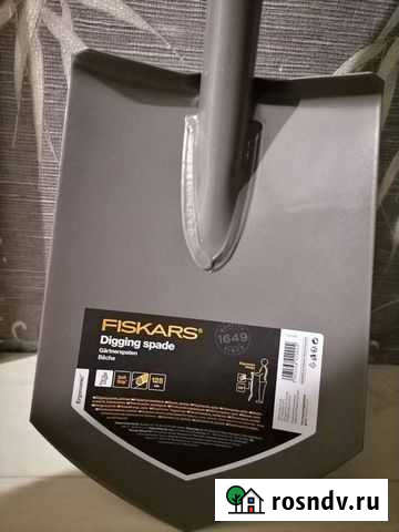 Лопата fiskars ergonomic Нижний Тагил - изображение 1