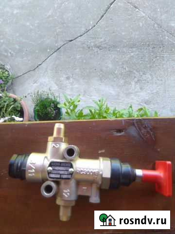 Кран тормозной прицепа Бугры - изображение 1