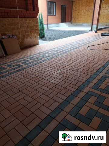Укладка тротуарной плитки и брусчатки Грозный - изображение 1