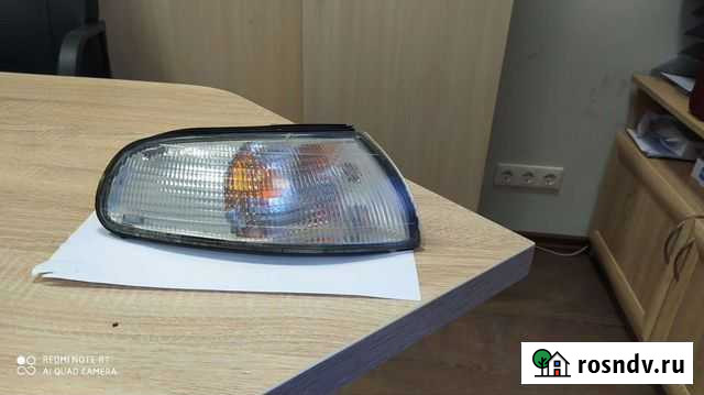 Правый поворотник на Мазду 626 Полесск - изображение 1