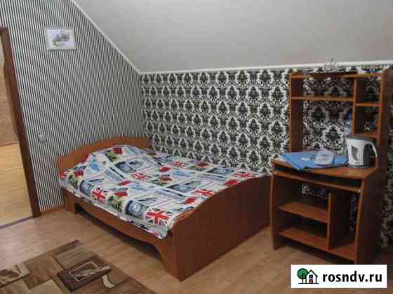 Комната 14 м² в 5-ком. кв., 2/2 эт. в аренду посуточно в Лянторе Лянтор