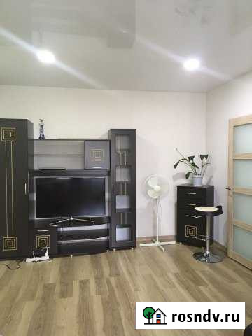 2-комнатная квартира, 53 м², 1/3 эт. в аренду посуточно в Соль-Илецке Соль-Илецк - изображение 1