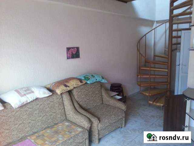 Таунхаус 108 м² на участке 6 сот. в аренду посуточно в Евпатории Евпатория - изображение 1