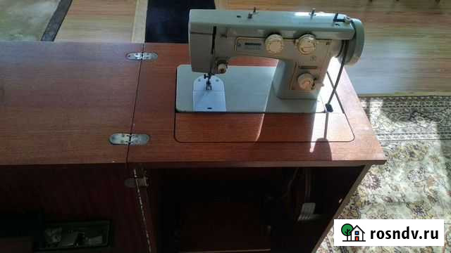 Швейная машина Подольск 142 Орджоникидзевский - изображение 1
