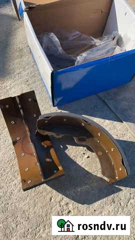 Тормозные колодки на Fuso Canter Сочи - изображение 1