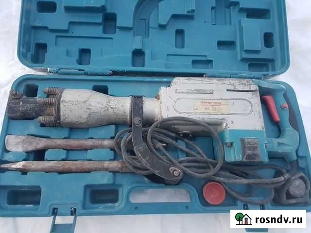 Молоток отбойный бетонолом Бугры - изображение 1