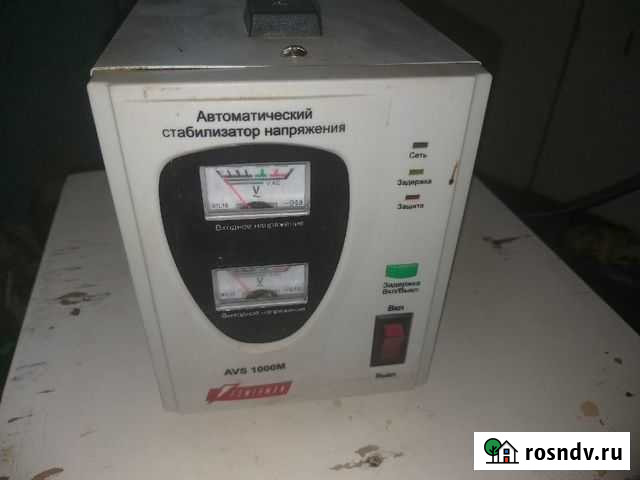 Стабилизатор напряжения AVS 1000 M Лесной - изображение 1