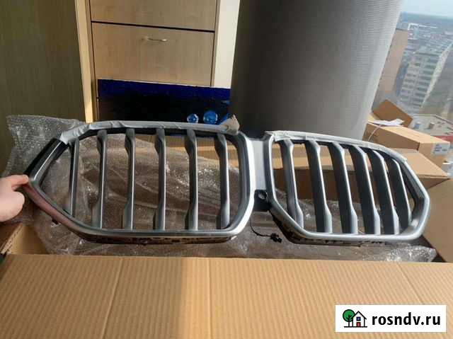 Решетка радиатора BMW X6 2021 год Ивантеевка - изображение 1