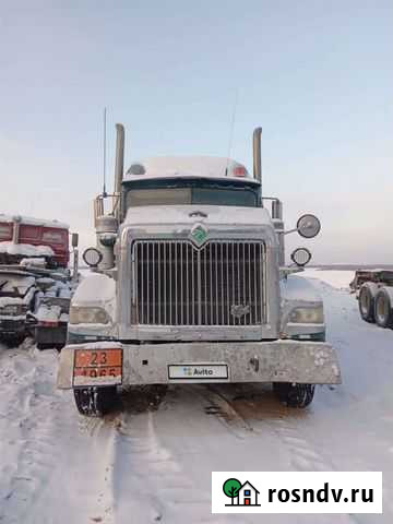 Седельный тягач International 9900i Нижний Бестях - изображение 1