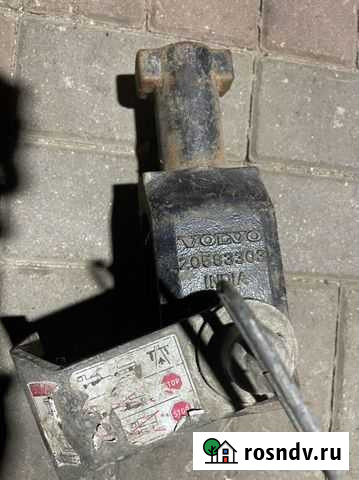 Буксировочный крюк volvo Дзержинск - изображение 1