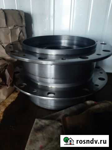 Бортовая переднего моста Мадара Камаз 6522 № 18884 Губкинский - изображение 1