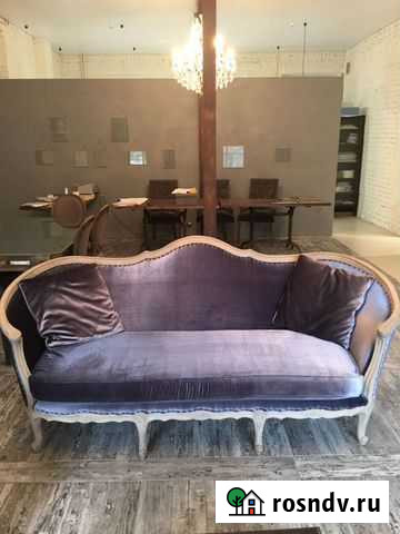 Диван серо-голубой бархатный Москва - изображение 1