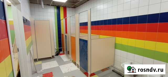 Монтаж окон-Сантехнические кабинки и перегородки Новосибирск - изображение 1