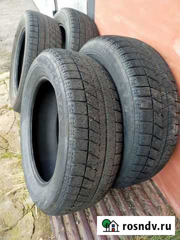 Bridgestone 215/60 R17 Братск - изображение 1