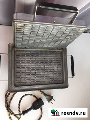 Вафельница СССР электрическая Северск - изображение 1