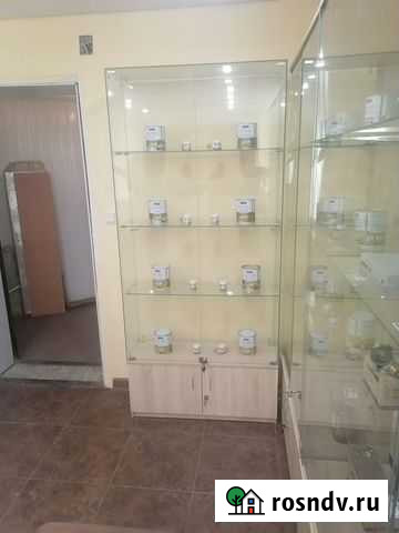 Витрина стеклянная с дверями и накопителем Сургут - изображение 1