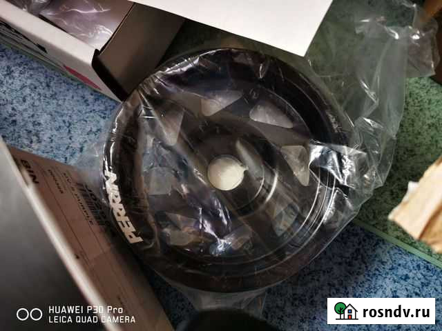 Шкив коленвала Perrin PSP-ENG-100BK черный Impreza Южно-Сахалинск - изображение 1