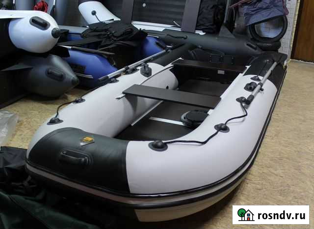 Лодка пвх ривьера 3200 ск комплект новая Брянск - изображение 1