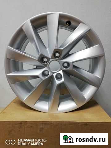 Диск колеса литой Skoda R17 Ростов-на-Дону - изображение 1