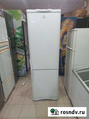 Холодильник indesit 185 см Петрозаводск - изображение 1