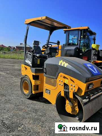 Комбинированный каток в аренду Янино-1 - изображение 1