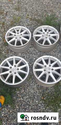 Диски Toyota camry R16 Беслан - изображение 1
