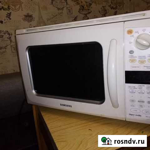 Микроволновая печь samsung бу с грилем, с дефектом Омск - изображение 1