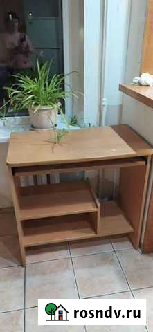 Компьютерный стол бу бесплатно Москва - изображение 1