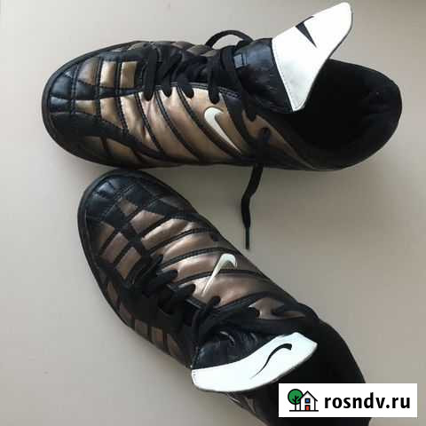 Футзалки Nike Москва - изображение 1