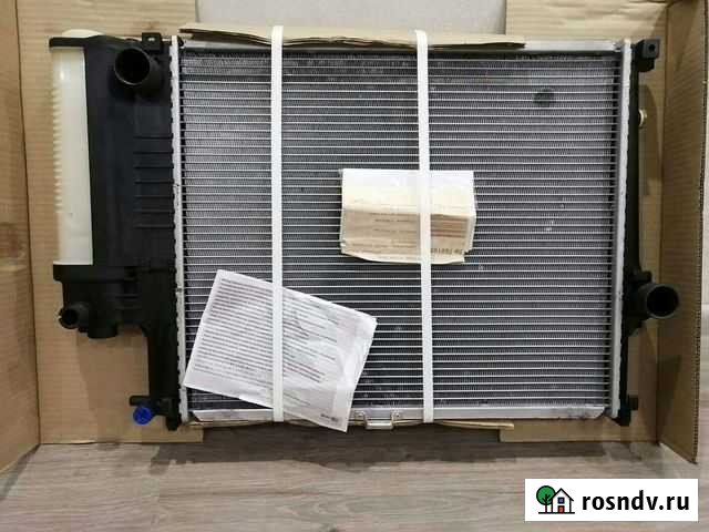 Радиатор на Bmw. 5 е34 Наро-Фоминск - изображение 1