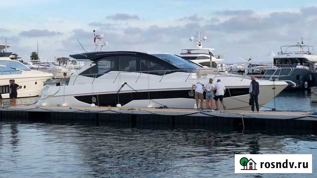 Моторная яхта Cranchi 60 HT Сочи - изображение 1