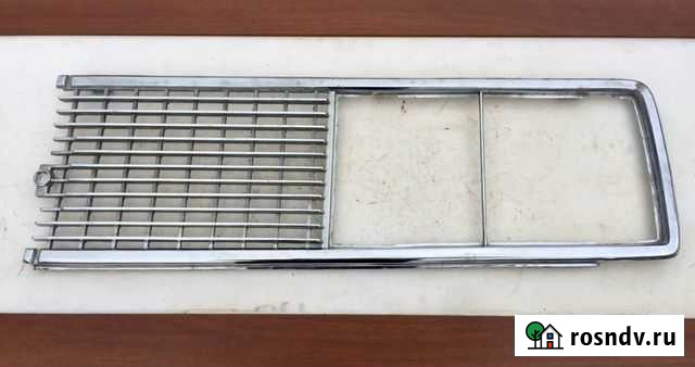 Правая половина хром Решетки радиатора Ваз 2106 Асбест - изображение 1