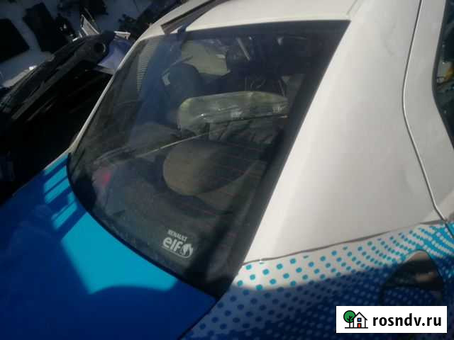 Стекло заднее рено логан 1 Володарского - изображение 1