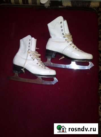 Коньки фигурные СССР Москва - изображение 1