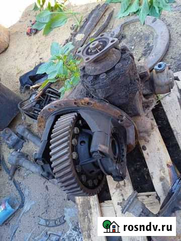 Редуктор на ЗИЛ гая. Маз, камаз Красное - изображение 1