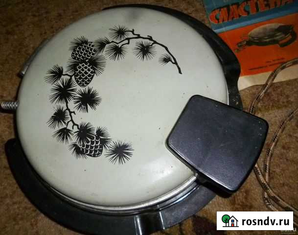 Электровафельница Сластёна СССР Энгельс - изображение 1