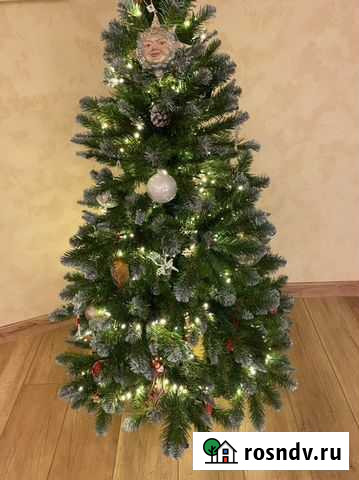 Елка искусственная Triumph, 1,5 м высотой вместе с Москва - изображение 1