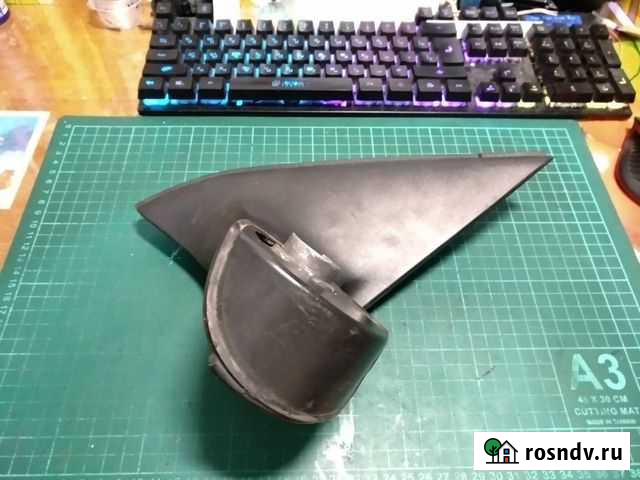 VW Tiguan 07 11 кронштейн левого зеркала Отрадное - изображение 1