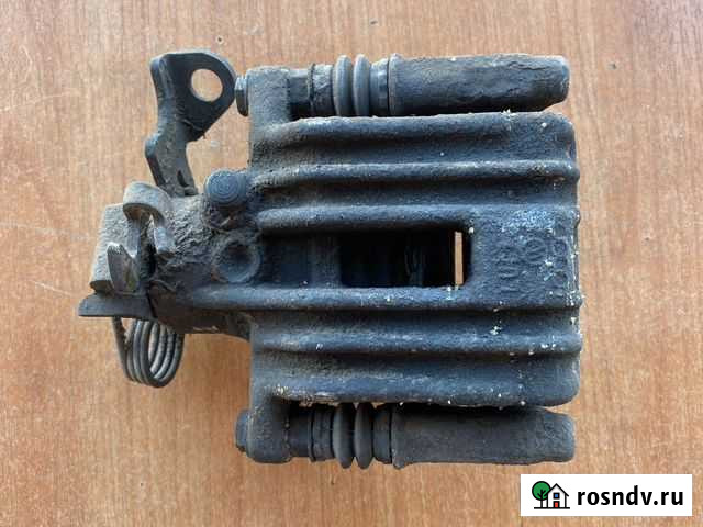 Суппорт задний VW пассат Б5+ Лесной - изображение 1