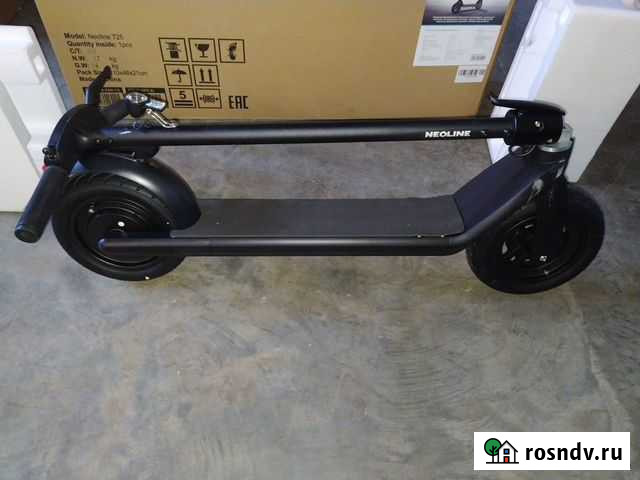 Новый электросамокат Neoline T25 + шлем Омск - изображение 1