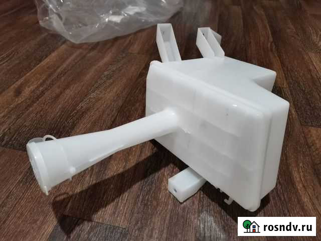 Бачок омывателя Nissan Ялуторовск - изображение 1