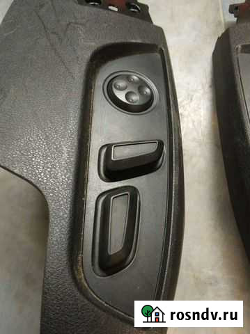 Кнопки регулировки сидений правые Audi Q7 4L Дзержинский - изображение 1