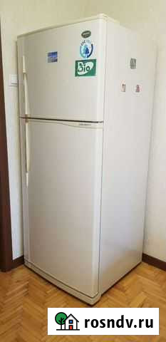 Продаю холодильник Самсунг в отличном состоянии Нальчик - изображение 1