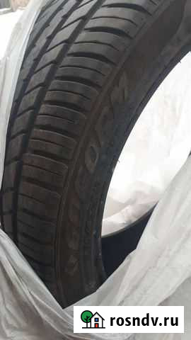 Goform 235/40 R18 4шт Кызыл - изображение 1
