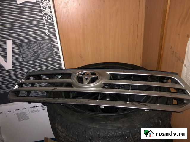 Решетка радиатора Toyota highlander Батайск - изображение 1