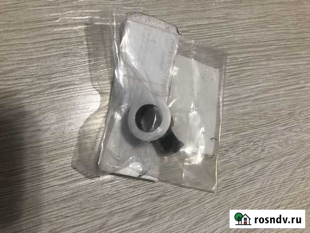 Зажим для сонаров бампера Камри Абакан - изображение 1