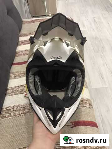 Шлем airoh aviator 2.1 размер M Ковров - изображение 1