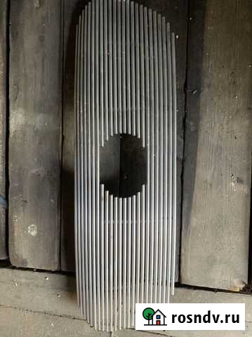 Накладка на решетку Ленд крузер 200 Кузнецк - изображение 1